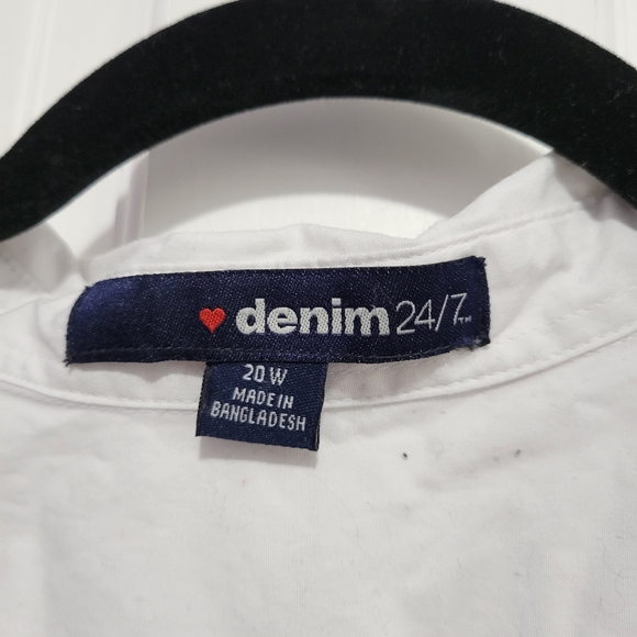 White Button Up - Picture 2 of 3